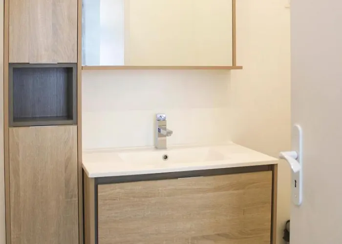 Apartamento Spacious Appt Close To Place Monge *
