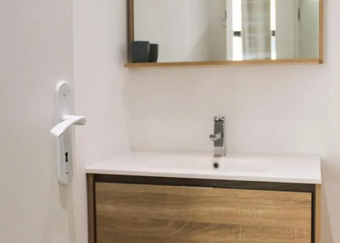 Apartamento Spacious Appt Close To Place Monge *