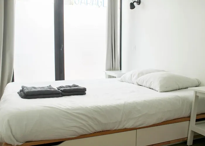 Spacious Appt Close To Place Monge Apartamento *