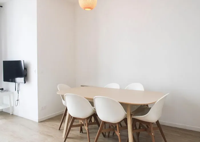Apartamento Spacious Appt Close To Place Monge